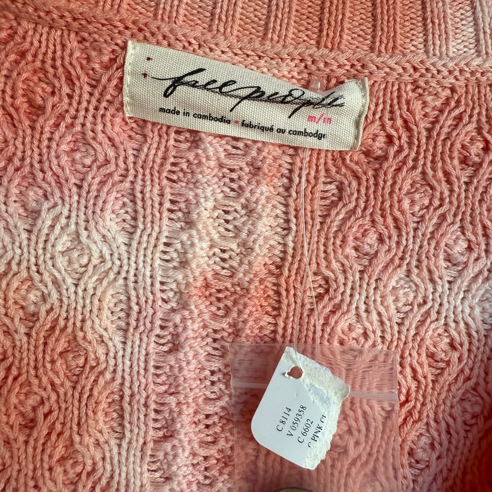 NWOT! Free People Washed Ashore Cable Knit Cardigan Pink Cloud Combo Medium - Picture 3 of 7